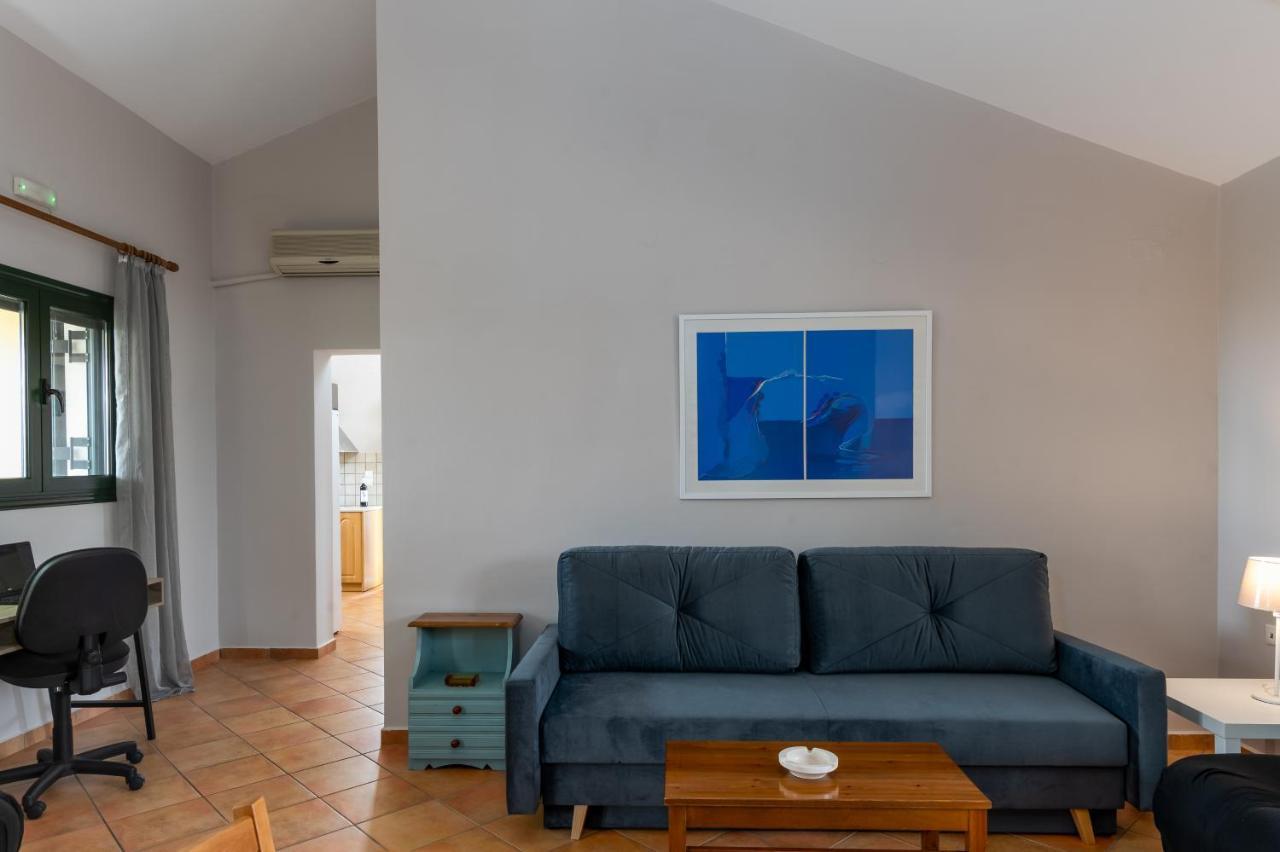 Koxyli Studios & Apartments Kaligata المظهر الخارجي الصورة