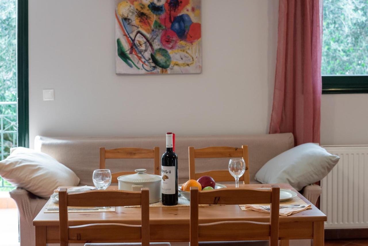 Koxyli Studios & Apartments Kaligata المظهر الخارجي الصورة