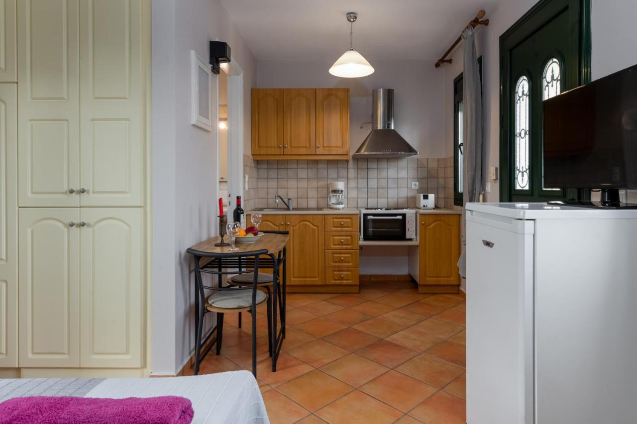 Koxyli Studios & Apartments Kaligata المظهر الخارجي الصورة