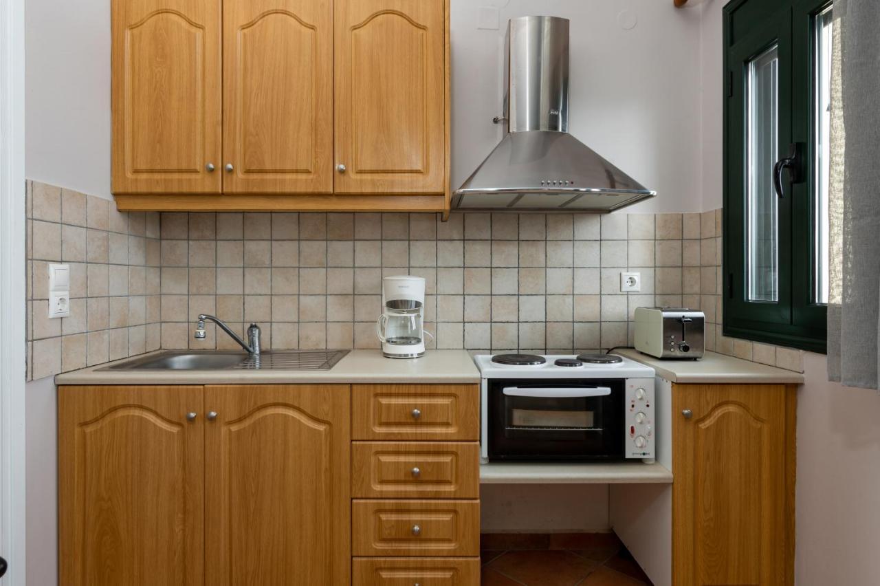 Koxyli Studios & Apartments Kaligata المظهر الخارجي الصورة